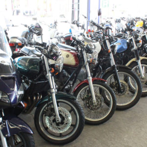 バイク店